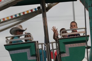 carnival ride w family 2